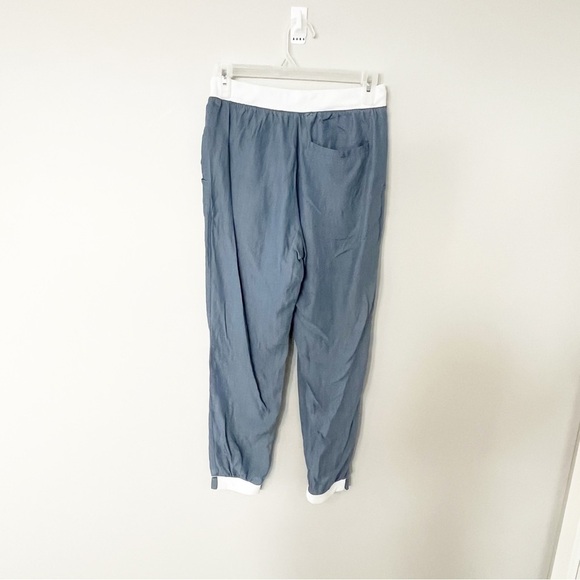 Lululemon City Jogger
Blue Denim / White W51675 - Picture 4 of 12
